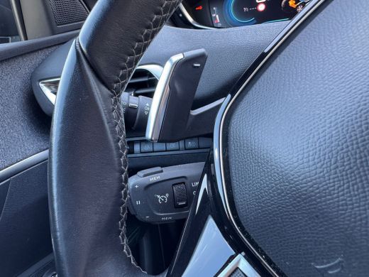 Peugeot 3008 1.6 HYbrid 225PK Allure Pack Business | Navigatie | Camera | Apple Carplay / Android Auto | | Cru... ActivLease financial lease