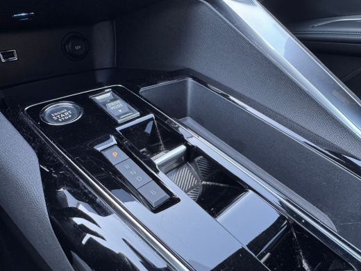 Peugeot 3008 1.6 HYbrid 225PK Allure Pack Business | Navigatie | Camera | Apple Carplay / Android Auto | | Cru... ActivLease financial lease