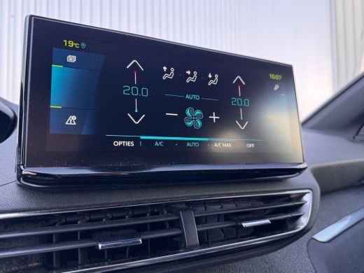 Peugeot 3008 1.6 HYbrid 225PK Allure Pack Business | Navigatie | Camera | Apple Carplay / Android Auto | | Cru... ActivLease financial lease