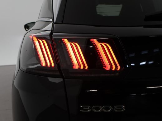 Peugeot 3008 1.6 PLUG-IN HYBRID 225 PK GT + TREKHAAK | ADAPTIVE CRUISE | CAMERA | STOELVERWARMING ActivLease financial lease