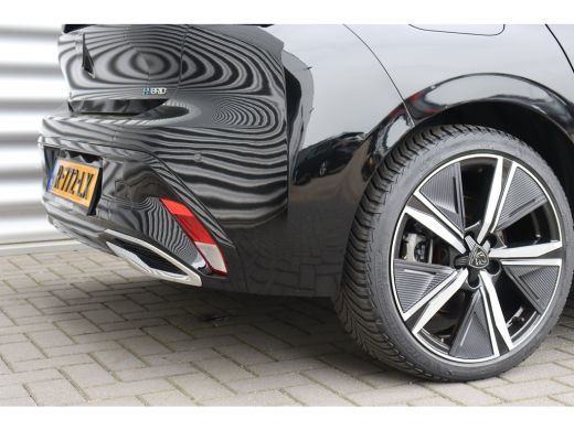 Peugeot 308 1.6 HYBRID 225PK GT PACK AUTOMAAT / NAVI / LEDER / CLIMA / PDC / 18" LMV / CAMERA / KEYLESS / FUL... ActivLease financial lease