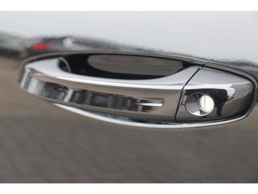 Peugeot 308 1.6 HYBRID 225PK GT PACK AUTOMAAT / NAVI / LEDER / CLIMA / PDC / 18" LMV / CAMERA / KEYLESS / FUL... ActivLease financial lease