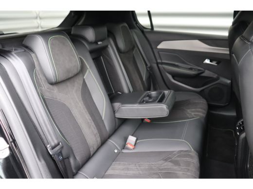 Peugeot 308 1.6 HYBRID 225PK GT PACK AUTOMAAT / NAVI / LEDER / CLIMA / PDC / 18" LMV / CAMERA / KEYLESS / FUL... ActivLease financial lease