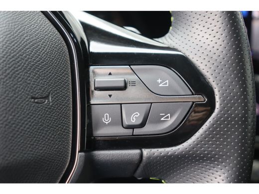 Peugeot 308 1.6 HYBRID 225PK GT PACK AUTOMAAT / NAVI / LEDER / CLIMA / PDC / 18" LMV / CAMERA / KEYLESS / FUL... ActivLease financial lease