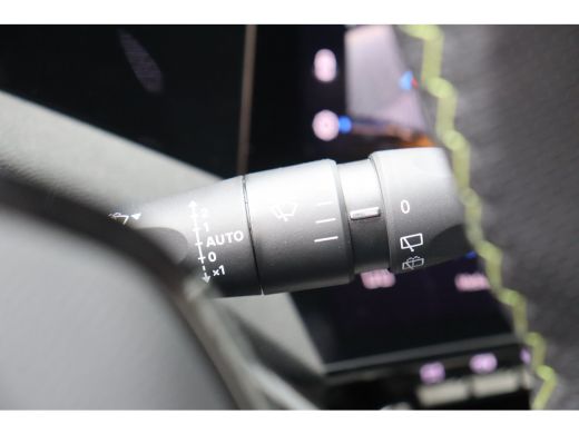 Peugeot 308 1.6 HYBRID 225PK GT PACK AUTOMAAT / NAVI / LEDER / CLIMA / PDC / 18" LMV / CAMERA / KEYLESS / FUL... ActivLease financial lease