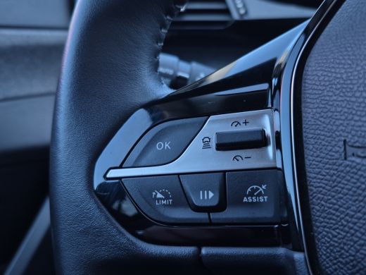 Peugeot 308 SW 1.6 Plug-in Hybrid 180 Allure Adaptive CC | Stoelverwarming | Camera | Parkeersensoren | Full ... ActivLease financial lease