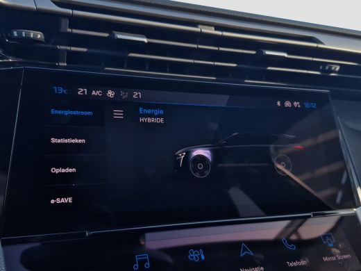 Peugeot 308 SW 1.6 Plug-in Hybrid 180 Allure Adaptive CC | Stoelverwarming | Camera | Parkeersensoren | Full ... ActivLease financial lease