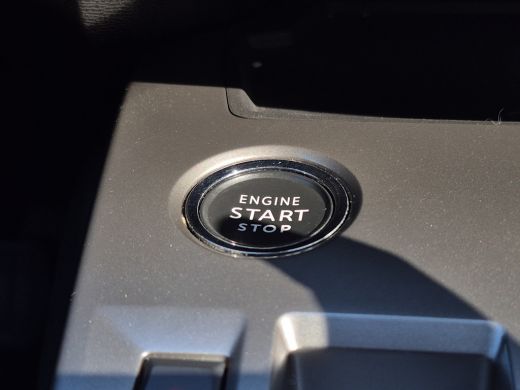 Peugeot 308 SW 1.6 Plug-in Hybrid 180 Allure Adaptive CC | Stoelverwarming | Camera | Parkeersensoren | Full ... ActivLease financial lease