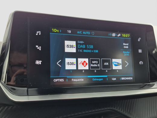 Peugeot e-2008 EV Allure 50 kWh | SoH 91,75% Full LED | Full map navigatie | Parelmoer | Parkeersensoren | Carpl... ActivLease financial lease