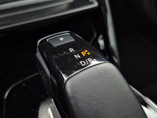 Peugeot e-2008 EV Allure 50 kWh | SoH 91,75% Full LED | Full map navigatie | Parelmoer | Parkeersensoren | Carpl... ActivLease financial lease