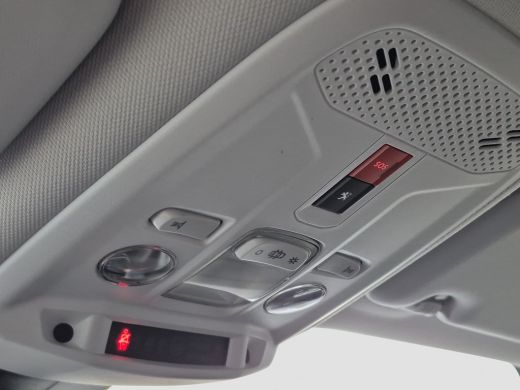 Peugeot e-2008 EV Allure 50 kWh | SoH 91,75% Full LED | Full map navigatie | Parelmoer | Parkeersensoren | Carpl... ActivLease financial lease