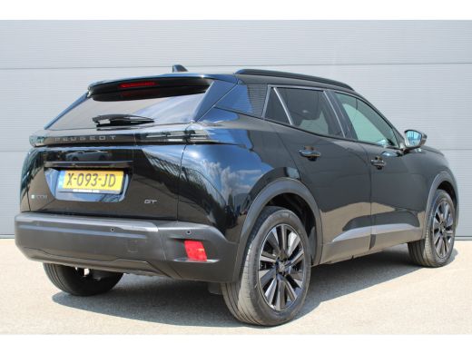 Peugeot e-2008 EV GT 54 kWh | Navigatie | Camera | Fase 3 laden | 18 Inch LMV | Apple carplay | Nieuw model | ActivLease financial lease