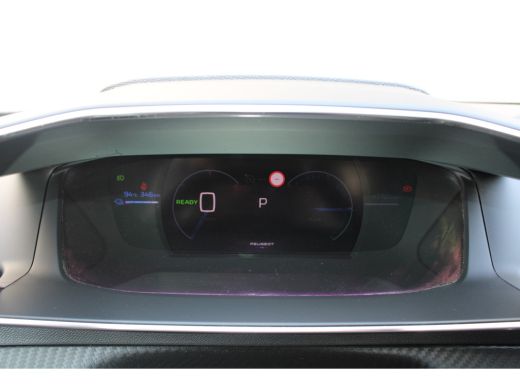 Peugeot e-2008 EV GT 54 kWh | Navigatie | Camera | Fase 3 laden | 18 Inch LMV | Apple carplay | Nieuw model | ActivLease financial lease