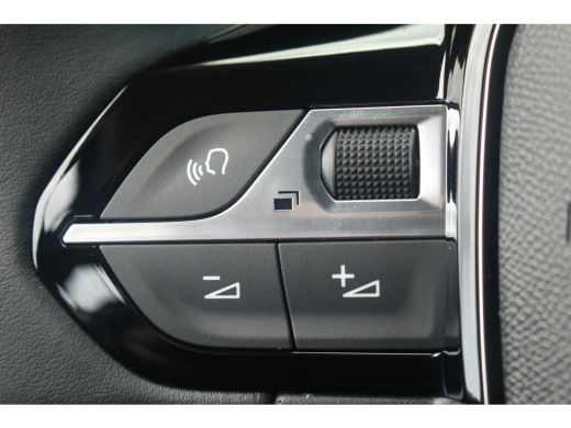 Peugeot e-208 EV Style 51 kWh | Carplay | Camera | Navi | Climate | DAB | LED | Carplay | Camera | Navi | Clima... ActivLease financial lease