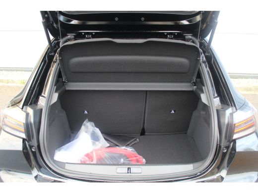 Peugeot e-208 EV Style 51 kWh | Carplay | Camera | Navi | Climate | DAB | LED | Carplay | Camera | Navi | Clima... ActivLease financial lease