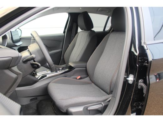 Peugeot e-208 EV Style 51 kWh | Carplay | Camera | Navi | Climate | DAB | LED | Carplay | Camera | Navi | Clima... ActivLease financial lease