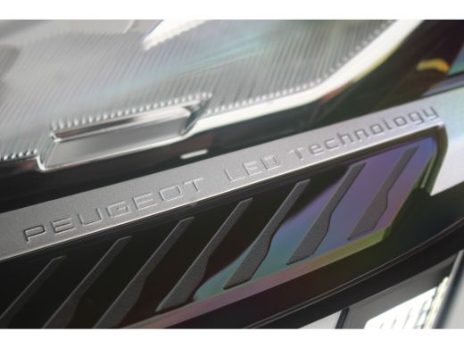 Peugeot e-308 Style EV 54 kWh | Carplay | LED | Adapt. Cruise | PDC A | Climate | 18" LMV | DAB | Carplay | LED... ActivLease financial lease