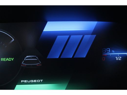 Peugeot e-308 Style EV 54 kWh | Carplay | LED | Adapt. Cruise | PDC A | Climate | 18" LMV | DAB | Carplay | LED... ActivLease financial lease