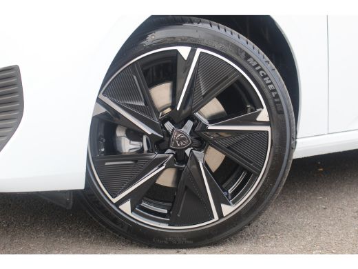 Peugeot e-308 Style EV 54 kWh | Carplay | LED | Adapt. Cruise | PDC A | Climate | 18" LMV | DAB | Carplay | LED... ActivLease financial lease