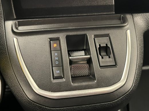 Peugeot Expert 2.0 BlueHDi 180 S&S L3 DC Trekhaak | Camera | Stuurwiel Verwarmd | Navigatie | Carplay | Ingerich... ActivLease financial lease