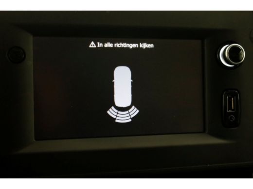 Renault Master T35 2.3 dCi 135pk L2H2 Comfort Airco/Navi NIEUW BPM-vrij 03-2023 ActivLease financial lease