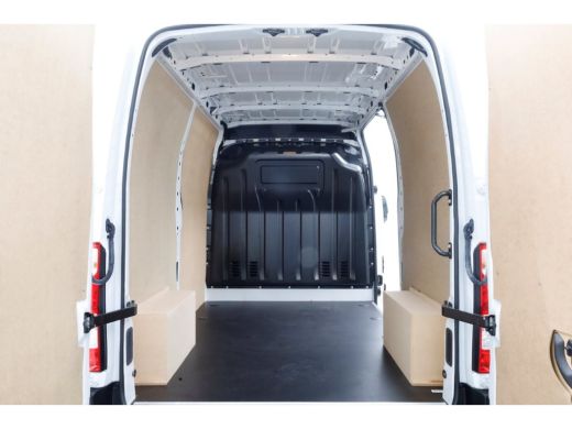 Renault Master T35 2.3 dCi 135pk L2H2 Comfort Airco/Navi NIEUW BPM-vrij 03-2023 ActivLease financial lease