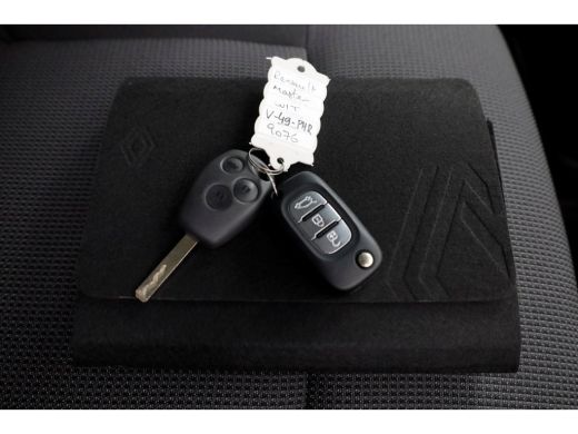 Renault Master T35 2.3 dCi 135pk L2H2 Comfort Airco/Navi NIEUW BPM-vrij 03-2023 ActivLease financial lease