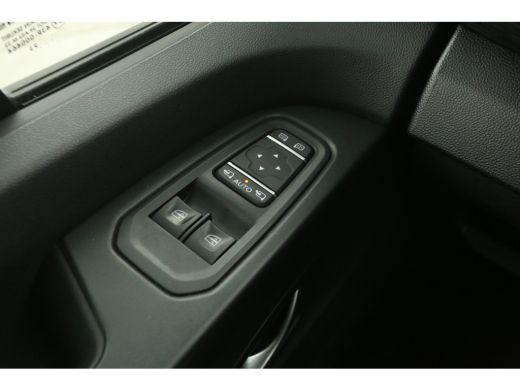 Renault Trafic 2.0 dCi 170PK EDC L2H1 Black Edition | Dubbele Cabine | Aut. | Airco | Camera | Adap. Cruise | Tr... ActivLease financial lease