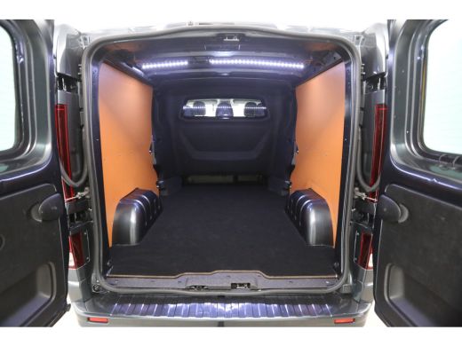 Renault Trafic 2.0 dCi 170PK EDC L2H1 Black Edition | Dubbele Cabine | Aut. | Airco | Camera | Adap. Cruise | Tr... ActivLease financial lease