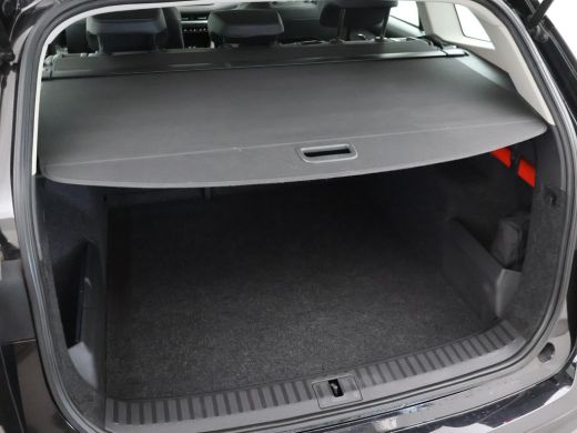 Skoda Enyaq iV 60 + SFEERVERLICHTING | CAMERA | NAVIGATIE | APPLE CARPLAY | ANDROID AUTO | 19 INCH LMV ActivLease financial lease