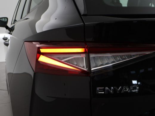 Skoda Enyaq iV 60 + SFEERVERLICHTING | CAMERA | NAVIGATIE | APPLE CARPLAY | ANDROID AUTO | 19 INCH LMV ActivLease financial lease