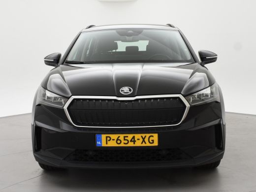 Skoda Enyaq iV 60 + SFEERVERLICHTING | CAMERA | NAVIGATIE | APPLE CARPLAY | ANDROID AUTO | 19 INCH LMV ActivLease financial lease