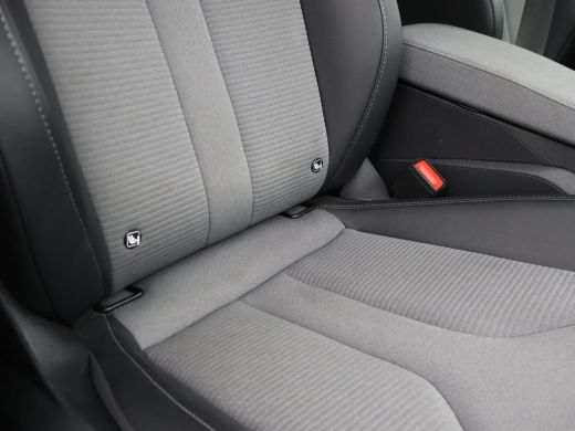 Skoda Enyaq iV 60 + SFEERVERLICHTING | CAMERA | NAVIGATIE | APPLE CARPLAY | ANDROID AUTO | 19 INCH LMV ActivLease financial lease