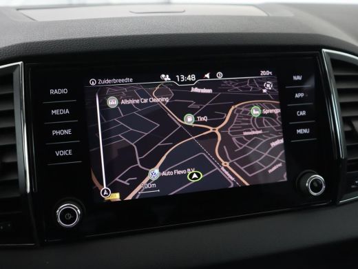 Skoda Karoq 1.5 TSI Business Edition Plus | Stoelverwarming | Trekhaak | Camera | Carplay | Navigatie | Keyle... ActivLease financial lease