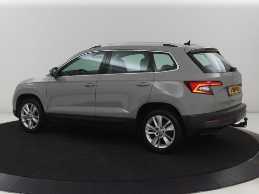 Skoda Karoq 1.5 TSI Business Edition Plus | Stoelverwarming | Trekhaak | Camera | Carplay | Navigatie | Keyle... ActivLease financial lease