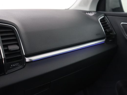 Skoda Karoq 1.5 TSI Business Edition Plus | Stoelverwarming | Trekhaak | Camera | Carplay | Navigatie | Keyle... ActivLease financial lease