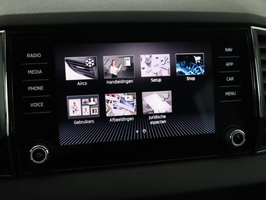 Skoda Karoq 1.5 TSI Business Edition Plus | Stoelverwarming | Trekhaak | Camera | Carplay | Navigatie | Keyle... ActivLease financial lease