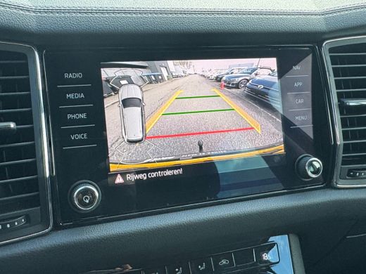 Skoda Kodiaq 1.5 150pk TSI Business Edition Parkeersensoren v&oacute;&oacute;r en achter | Achteruitrijcamera | Adaptive Cru... ActivLease financial lease