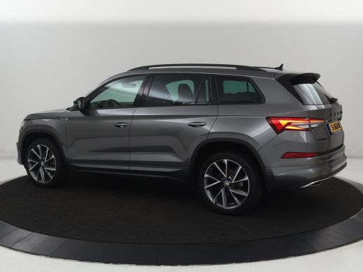 Skoda Kodiaq 1.5 TSI Sportline Business 7 Persoons | Stoelverwarming | Adaptive cruise | Alcantara | Matrix LE... ActivLease financial lease