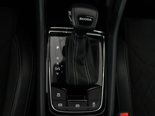 Skoda Kodiaq 1.5 TSI Sportline Business 7 Persoons | Stoelverwarming | Adaptive cruise | Alcantara | Matrix LE... ActivLease financial lease