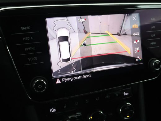 Skoda Superb 1.4 TSI iV Business Edition | 1e eigenaar | Stoelverwarming | Camera | Carplay | Full LED | Navig... ActivLease financial lease