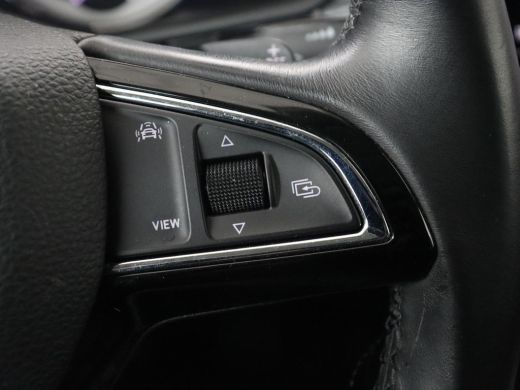 Skoda Superb 1.4 TSI iV Business Edition | 1e eigenaar | Stoelverwarming | Camera | Carplay | Full LED | Navig... ActivLease financial lease