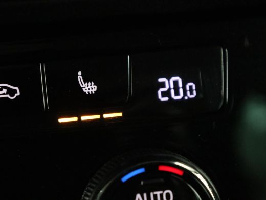 Skoda Superb 1.4 TSI iV Business Edition | 1e eigenaar | Stoelverwarming | Camera | Carplay | Full LED | Navig... ActivLease financial lease