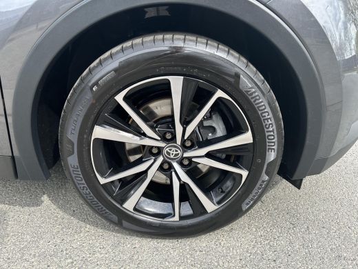 Toyota C-HR 2.0 Plug-in Hybrid 220 First Edition ActivLease financial lease