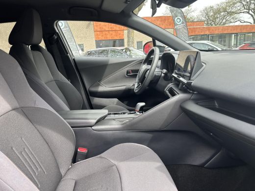 Toyota C-HR 2.0 Plug-in Hybrid 220 First Edition ActivLease financial lease