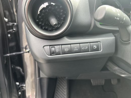 Toyota C-HR 2.0 Plug-in Hybrid 220 First Edition ActivLease financial lease