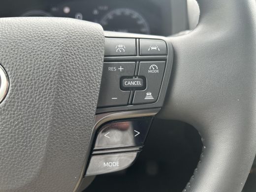 Toyota C-HR 2.0 Plug-in Hybrid 220 First Edition ActivLease financial lease