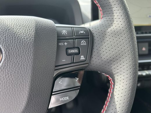 Toyota C-HR 2.0 Plug-in Hybrid 220 GR SPORT ActivLease financial lease