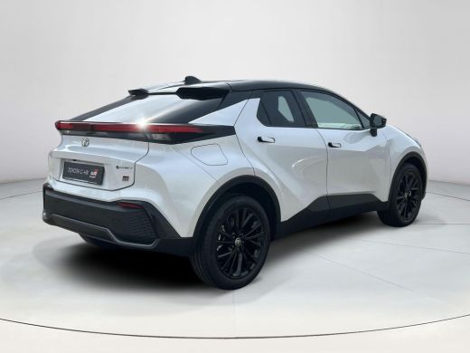 Toyota C-HR 2.0 Plug-in Hybrid 220 GR SPORT ActivLease financial lease