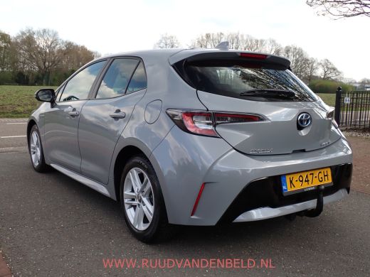 Toyota Corolla 1.8 Hybrid Business CAMERA / CARPLAY / TREKHAAK / ACC ActivLease financial lease